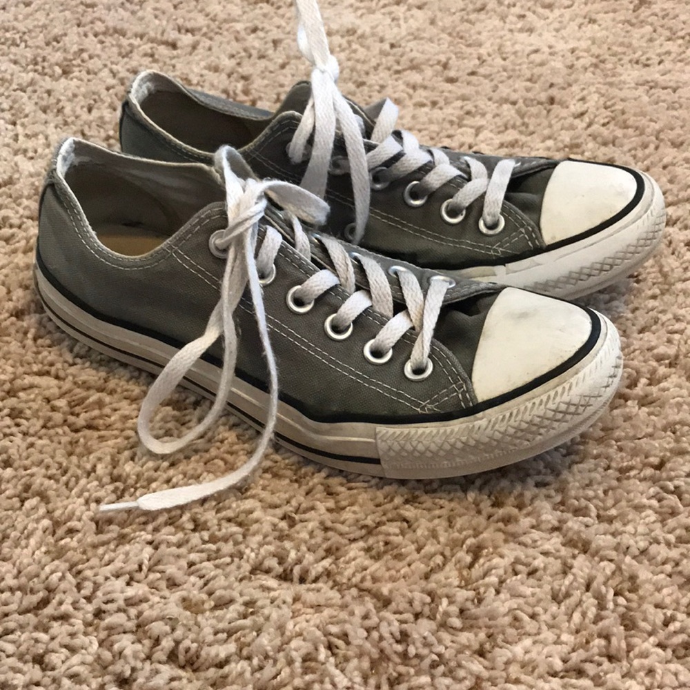 Converse shoes gray size 7 women’s